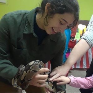 Meet your Posher, Olivia